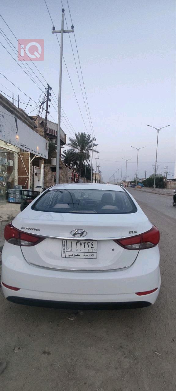 هیوندای ئەلەنترا